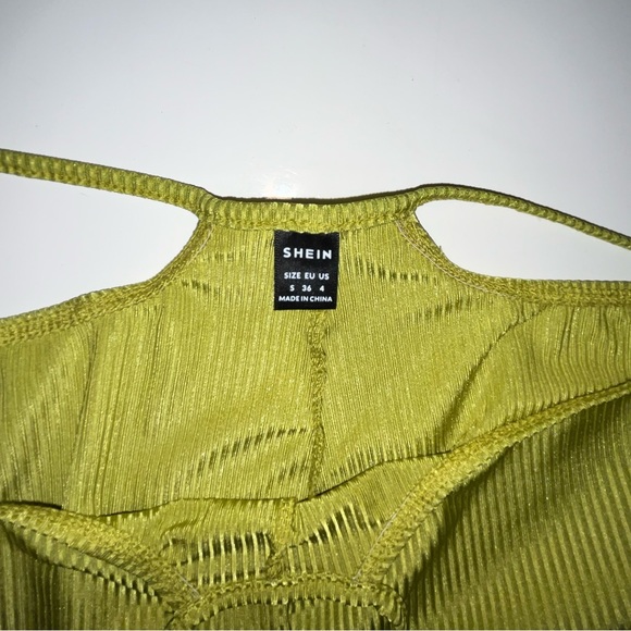 SHEIN High Waist Flare Trousers w/ Waist strap. - Picture 5 of 5